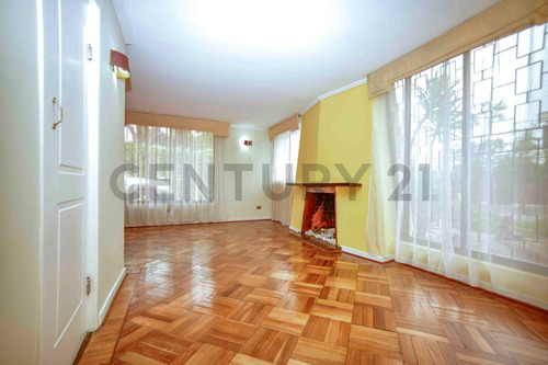 Amplia Casa Cercana Metro Hernando De Magallanes