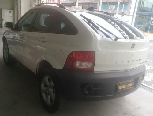 Ssang Yong Actyon 2.3 Gasolina 2011