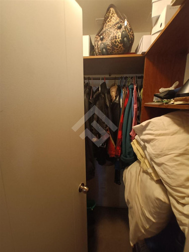 Departamento En Venta De 1 Dorm. En Maipú