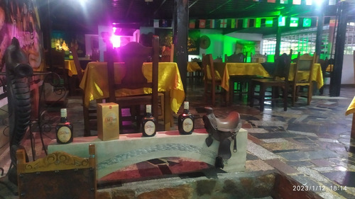 Venta De Fondo De Comercio Restaurante Los Teques Gc