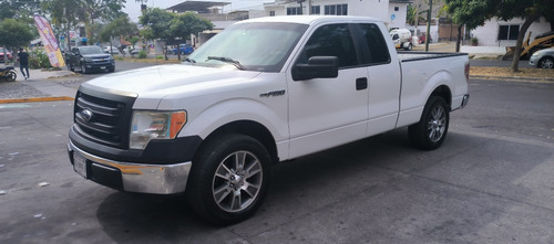 Ford E-150 3.7 lts. 6 cilindros