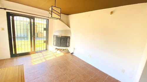Imagen 8 de 30 de Venta Casa 3 Dormitorios Jardin Fondo Parrillero - El Pinar Sur