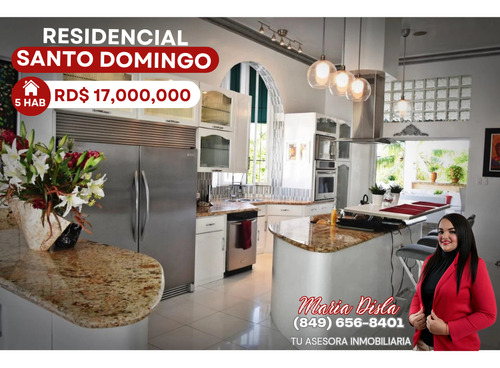 Casa De 3 Niveles En Venta En El Residencial Santo Domingo 