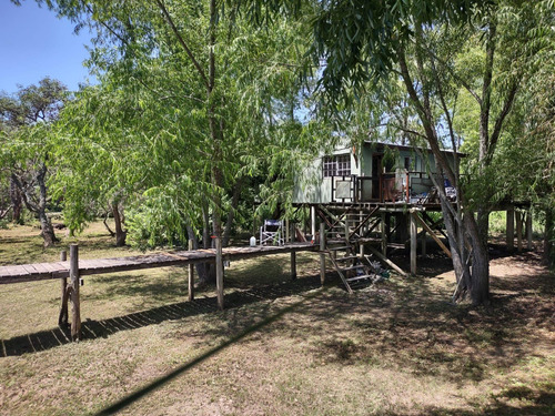 Casa En  Venta En Islas Del Delta De Tigre