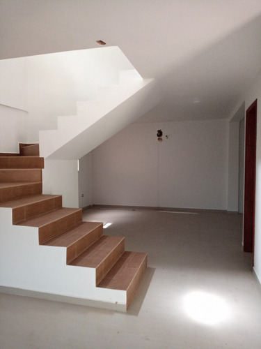Imagen 4 de 14 de Town House Conj Priv Doña Helena, Los Robles