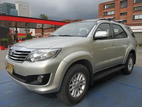 Toyota Fortuner Sr5 4x2 2700cc At Aa