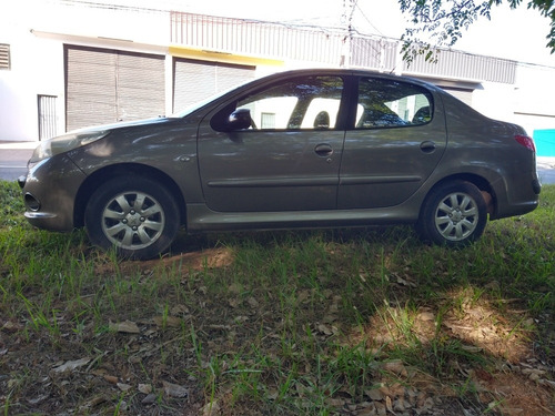 Imagem 8 de 8 de Peugeot 207 Passion 2011 1.4 Xr Flex 4p