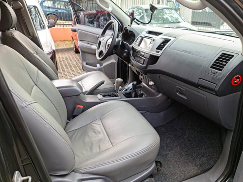 Imagem 11 de 15 de Hilux Cabine Dupla Srv 3.0 4x4 Automática