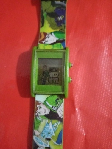 1 Reloj Digital Omnitrix De Ben 10 De Uso (Usado)