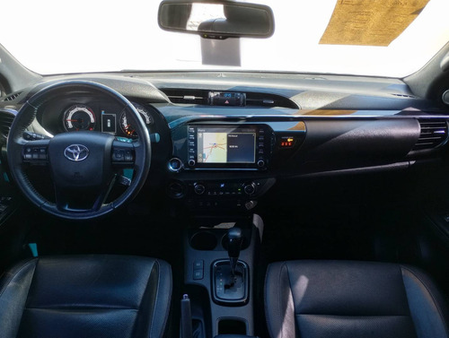 Imagen 3 de 12 de Toyota 2019 Hilux L/16 2.8 Dc 4x4 Tdi Srx Aut