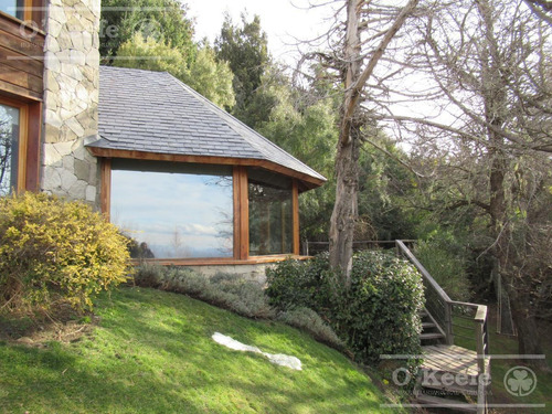 Imagen 6 de 30 de Casa En Venta Barrio Cerrado Antu Hue, Con Excelente Vista Al Lago En Bariloche