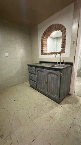 Los Heroes Ecatepec Seccion I, Casa En Venta 2 Recamaras, 2 Baños.