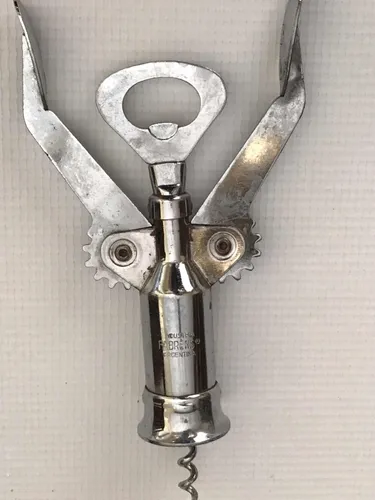 Descorchador De Vinos Metálico Fabrens Tirabuzon Destapador (Usado)