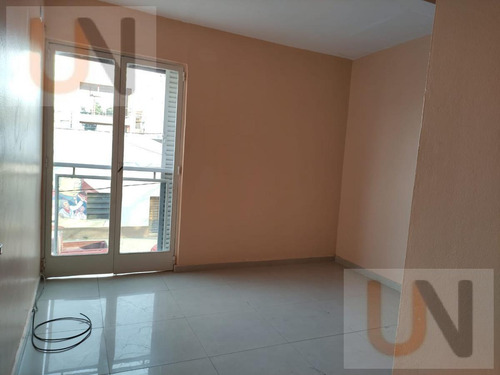 Imagen 7 de 11 de Departamento - Barrio Sur
