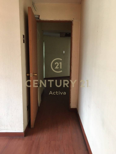 Imagen 6 de 20 de Vende Embajada De Ecuador