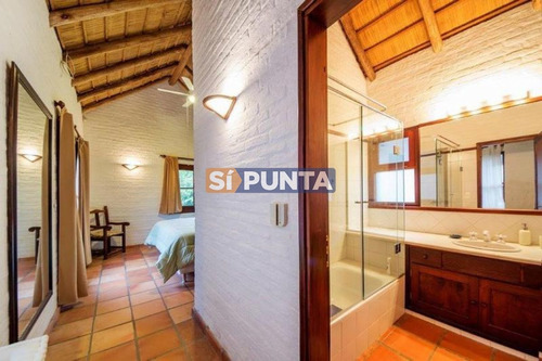 Imagen 8 de 17 de Casa En Venta