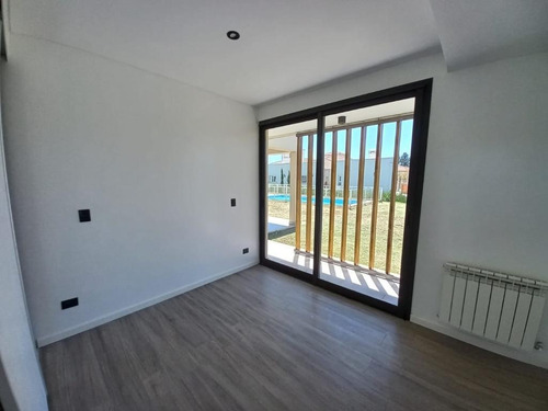 Imagen 20 de 26 de Casa - Canning (ezeiza)