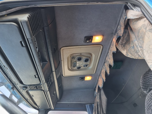 Imagem 15 de 15 de Scania 124 360 4x2 - 1999