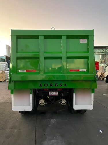Kenworth T680 Camión De Volteo De 14 Mts Verde