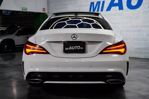 Mercedes-Benz Clase CLA 2.0 250 Cgi Sport At
