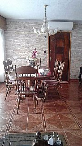 Casa Venta Con Renta 3 Dormitorios Malvin Con Garaje- Ref: 75