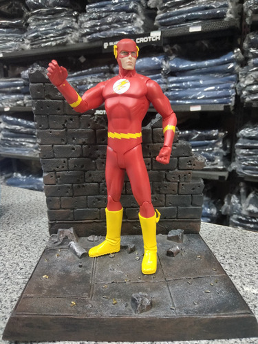 Dc Direct Flashpoint, Flash, Barry Allen, Con Detalle!! (Usado)