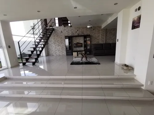 Preciosa Residencia De Autor En Los Cipreses, Vista Espectacular, Única !!