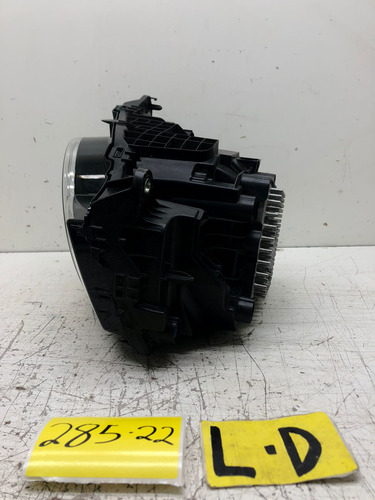 Farol Lado Direito Defender 2022 Original (Usado)