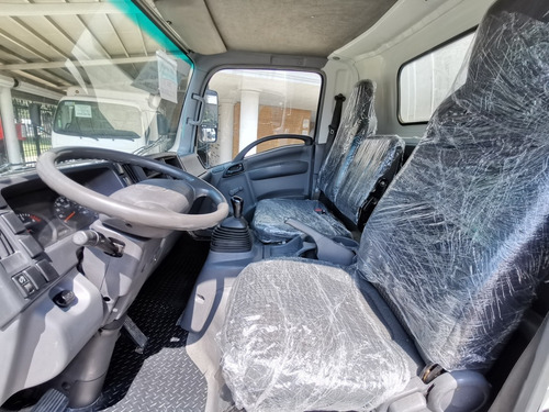 Imagen 5 de 9 de Isuzu Elf 400 2010