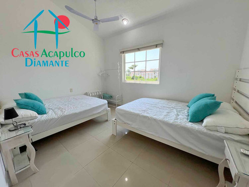 Cad Diamante Lakes Zafiro 316. Terraza Con Vista A Los Jardines Y Albercas