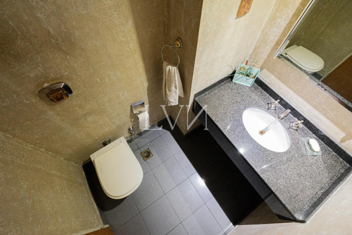 Venta Departamento 4 Ambientes Con Dependencia Con Dos Cocheras Dobles Y Baulera En Palermo
