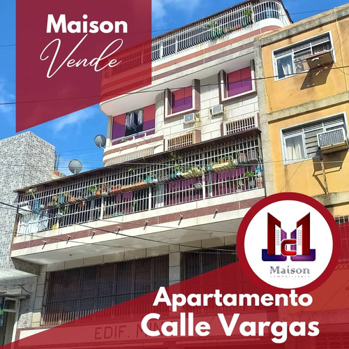 Se Vende Apartamento En Calle Vargas De Maracay 