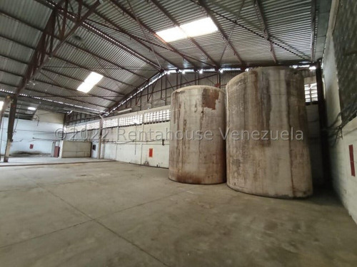 Galpon Nave Industrial Gran Tamaño 2000 Metros Doble Entrada Carga Y Descarga Pesada Area Planta Procesadora Deposito Y Oficinas Negociable Estef 24-23461