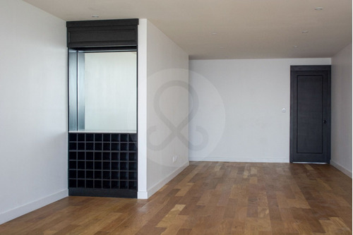 Departamento En Venta En Lomas Country Club