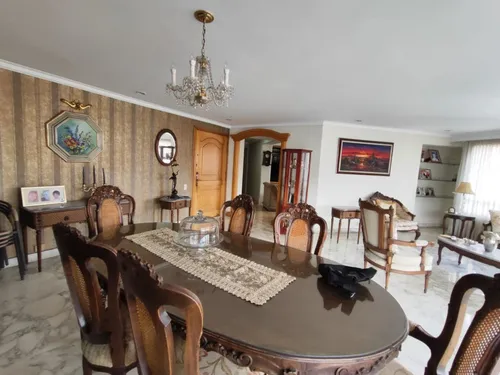 Apartamento En Venta En Laureles. Cod V20454