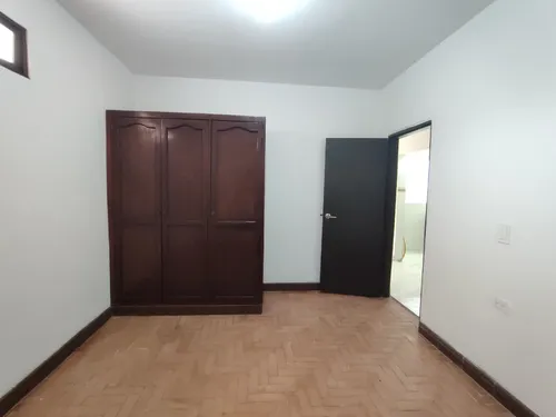 Casa En Arriendo En San Martin. Cod A8734