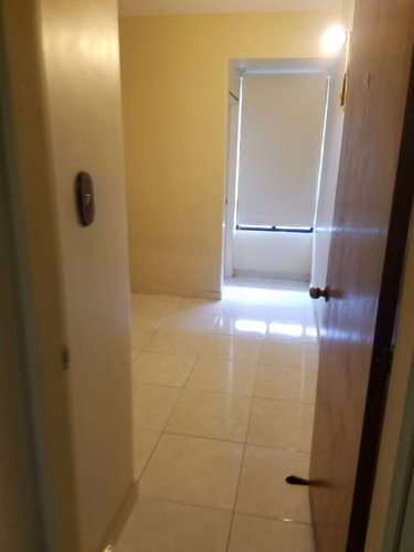 Imagen 8 de 21 de Town House En La Urbanización Miranda, Caracas 5hab/5baños/3pe