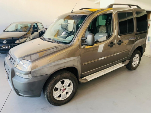 Fiat Doblo 1.8 Adventure 6 Lugares