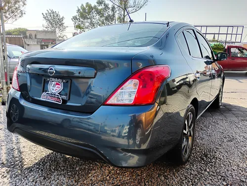 Nissan Versa 1.6 Exclusive Navi At