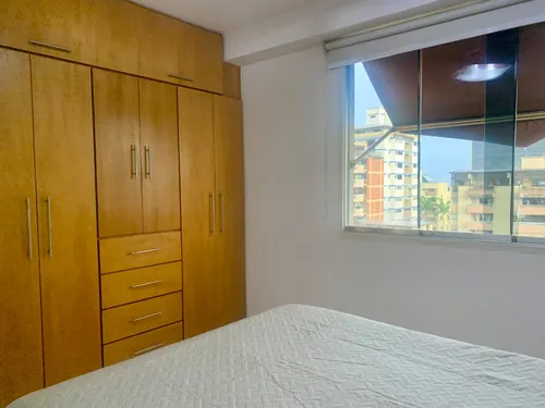 Venta De Apto De 2h 3b Amoblado