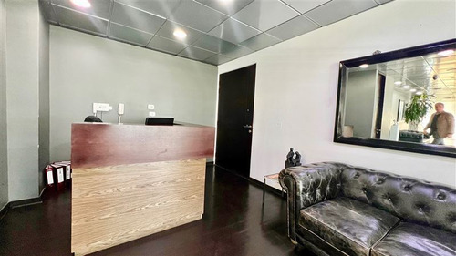 Oficina En Arriendo En Las Condes