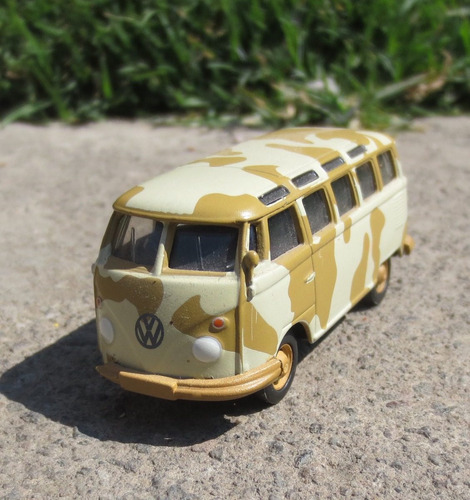 Volkswagen Combi 1965 D 25 Ventanas Escala 1/64 De Coleccion