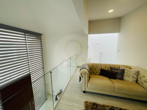 Residencia En Venta En Condado Del Valle, Metepec
