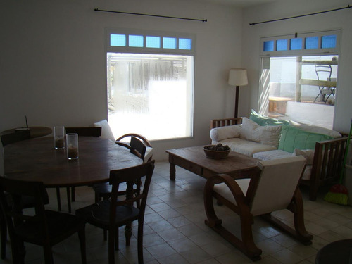 La Aduana Baja