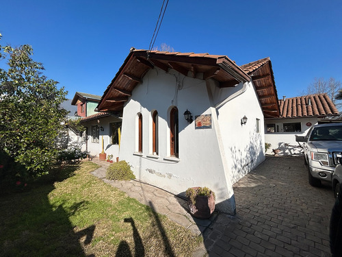 Casa En Condominio Carlos Silva Vildosola 5d / 3b