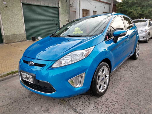 Ford Fiesta Kinetic Design 1.6 Design 120cv Titanium 2013