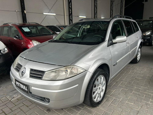 Renault Megane Grand Tour Dynamique 1.6 16v Hi-flex Mec.