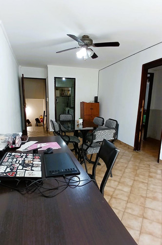 Departamento 2 Dormitorios Se Vende. Ideal Para Inversión En Santa Fe