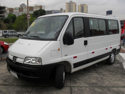 Peugeot Boxer 2.3 15 Lugares Completa 2016