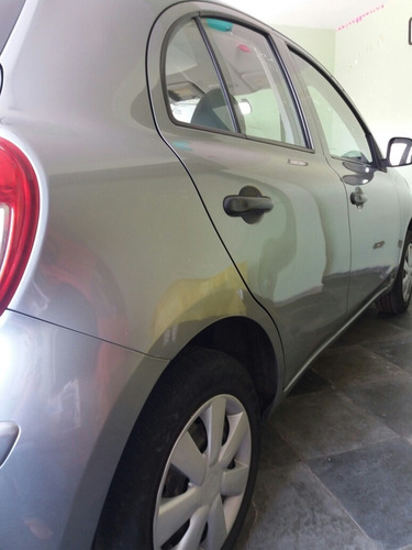 Nissan March 2013 1.0 S 5p